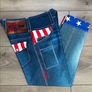 INKnBURN Blue Denim Capri Performance Leggings Red White Blue Size 4